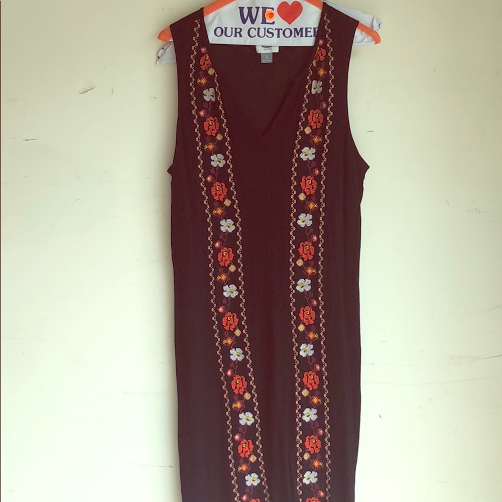 Embroidered summer dress